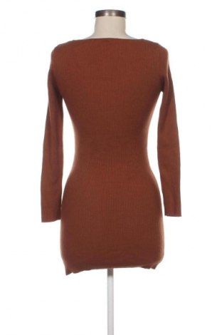 Šaty  Stradivarius, Velikost M, Barva Hnědá, Cena  729,00 Kč