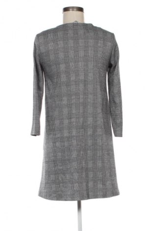 Šaty  Stradivarius, Velikost M, Barva Vícebarevné, Cena  449,00 Kč