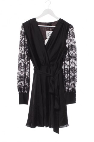 Šaty  Swing, Velikost M, Barva Černá, Cena  3 349,00 Kč