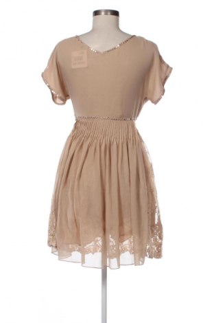 Рокля TWINSET, Размер S, Цвят Бежов, Цена 152,99 лв.