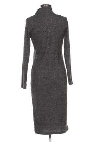 Kleid Terranova, Größe L, Farbe Grau, Preis 19,95 €