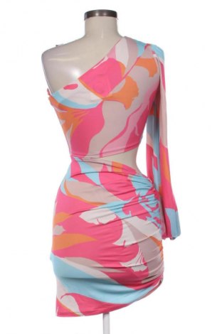 Рокля Trendyol, Размер M, Цвят Многоцветен, Цена 17,71 лв.