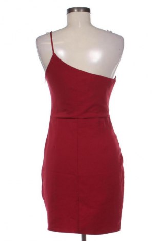 Рокля Trendyol, Размер M, Цвят Червен, Цена 43,99 лв.