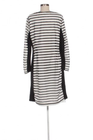 Рокля Tuzzi, Размер XL, Цвят Многоцветен, Цена 23,99 лв.