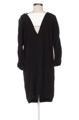 Ruha Unbranded, Méret M, Szín Fekete, Ár 7 830 Ft