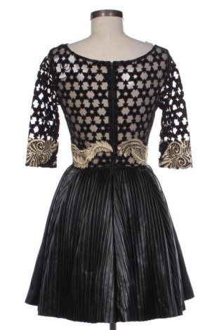 Ruha Unbranded, Méret S, Szín Fekete, Ár 7 800 Ft