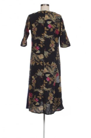 Рокля Unbranded, Размер L, Цвят Многоцветен, Цена 28,99 лв.