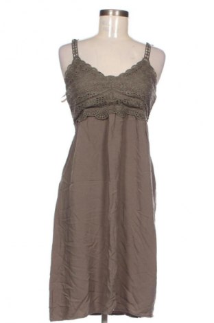 Kleid Unbranded, Größe M, Farbe Grün, Preis € 19,95