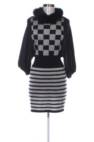 Рокля Unbranded, Размер S, Цвят Многоцветен, Цена 24,99 лв.