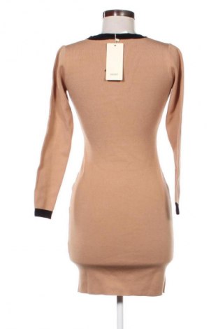 Kleid Unbranded, Größe M, Farbe Beige, Preis 31,71 €