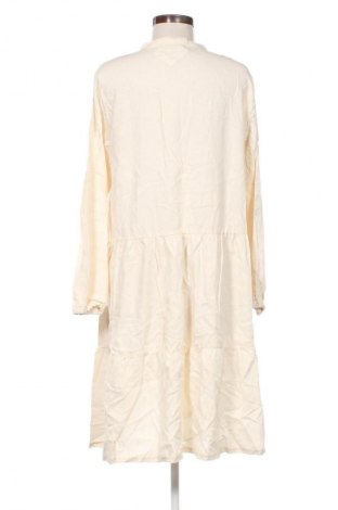 Šaty  Up 2 Fashion, Velikost M, Barva Béžová, Cena  319,00 Kč