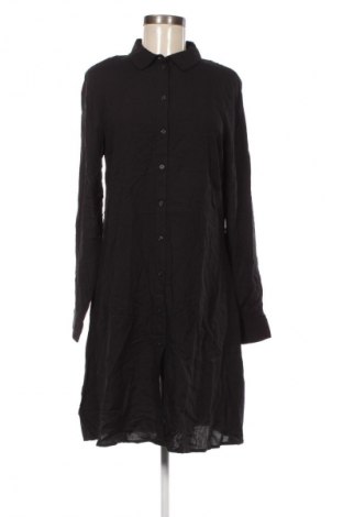 Ruha VILA, Méret M, Szín Fekete, Ár 19 749 Ft