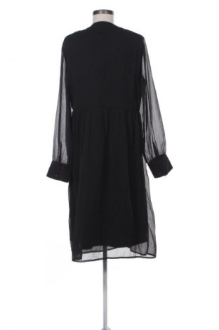 Ruha VILA, Méret L, Szín Fekete, Ár 15 889 Ft