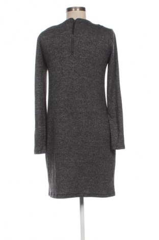 Sukienka Vero Moda, Rozmiar M, Kolor Szary, Cena 27,99 zł