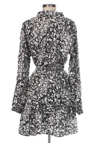 Kleid Vero Moda, Größe XL, Farbe Mehrfarbig, Preis 15,99 €