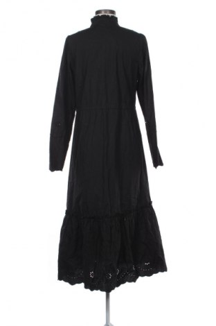 Šaty  WithBlack, Velikost M, Barva Černá, Cena  829,00 Kč