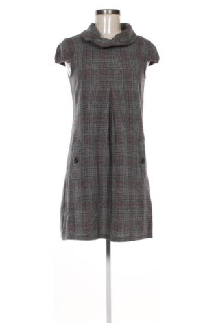 Рокля Y.Yendi, Размер S, Цвят Многоцветен, Цена 39,00 лв.