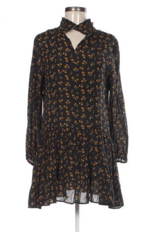 Kleid Zara, Größe M, Farbe Mehrfarbig, Preis 12,99 €