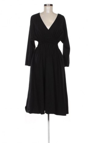 Рокля Zara, Размер M, Цвят Черен, Цена 34,00 лв.