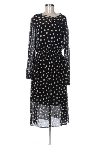 Рокля Zara, Размер L, Цвят Черен, Цена 30,99 лв.