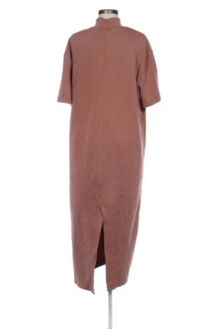 Sukienka Zara, Rozmiar XL, Kolor Beżowy, Cena 78,09 zł