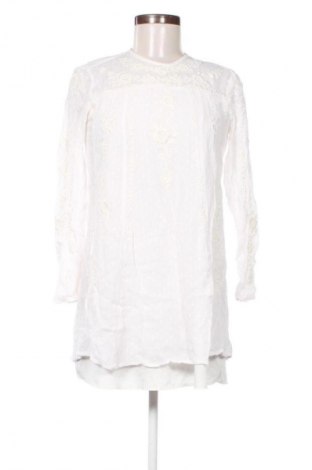 Kleid Zara, Größe S, Farbe Weiß, Preis 13,80 €