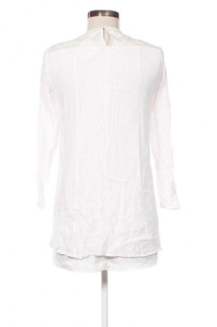 Kleid Zara, Größe S, Farbe Weiß, Preis 13,80 €