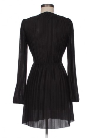 Sukienka Zara, Rozmiar M, Kolor Czarny, Cena 62,07 zł