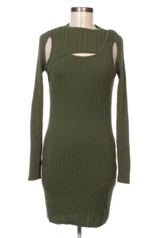 Рокля Zara, Размер L, Цвят Зелен, Цена 21,99 лв.