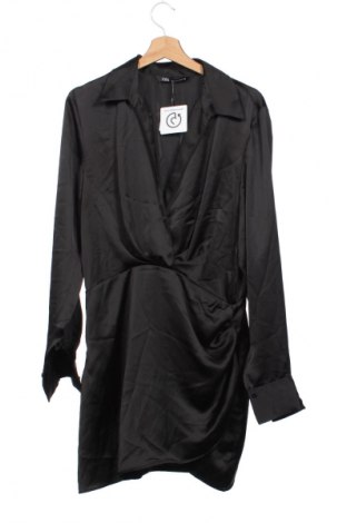 Рокля Zara, Размер L, Цвят Черен, Цена 23,99 лв.