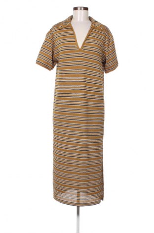 Рокля Zara, Размер S, Цвят Многоцветен, Цена 60,97 лв.