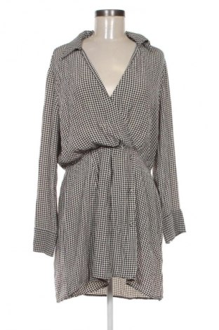 Рокля Zara, Размер L, Цвят Многоцветен, Цена 33,00 лв.