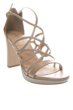 Szandálok Alesya, Méret 40, Szín Bézs, Ár 36 719 Ft