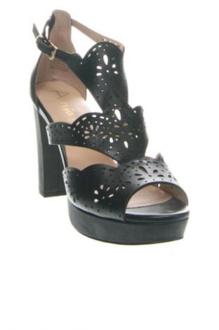 Szandálok Alesya, Méret 39, Szín Fekete, Ár 36 719 Ft