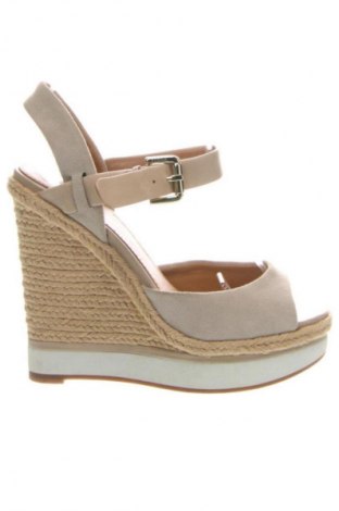 Sandále Furla, Veľkosť 37, Farba Béžová, Cena  244,95 €