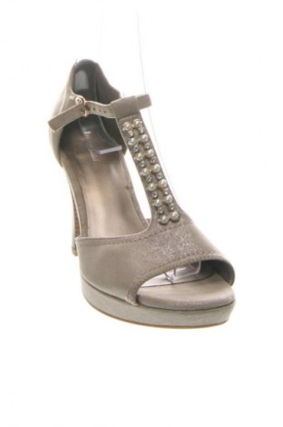 Sandalen Graceland, Größe 38, Farbe Beige, Preis 15,99 €