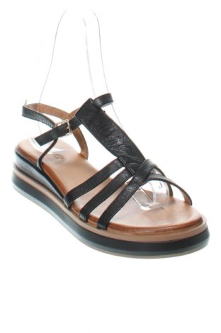 Sandály Inuovo, Velikost 39, Barva Černá, Cena  1 089,00 Kč