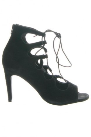 Sandalen Mineli, Größe 38, Farbe Schwarz, Preis 57,99 €