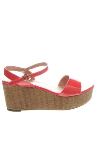 Szandálok Tata, Méret 37, Szín Piros, Ár 8 600 Ft