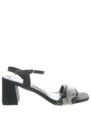 Sandalen Unbranded, Größe 40, Farbe Mehrfarbig, Preis 26,99 €