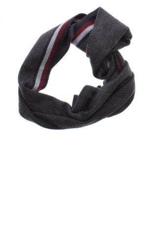 Шал Tommy Hilfiger, Цвят Сив, Цена 55,99 лв.