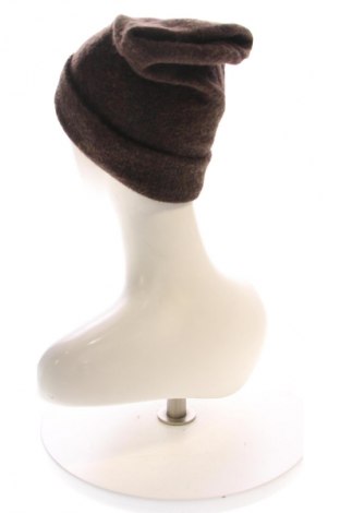 Шапка & Other Stories, Цвят Кафяв, Цена 63,65 лв.