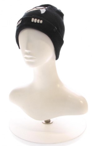 Шапка Karl Lagerfeld, Цвят Черен, Цена 76,99 лв.