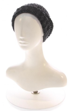 Шапка Messagerie, Цвят Сив, Цена 92,99 лв.