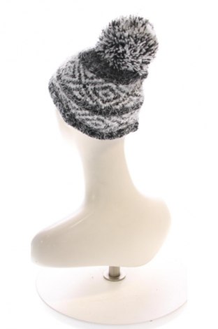 Шапка Molly Bracken, Цвят Многоцветен, Цена 17,99 лв.