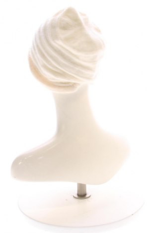 Шапка Unbranded, Цвят Екрю, Цена 20,99 лв.