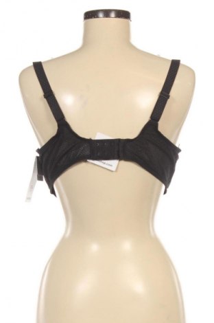 Podprsenka Chantelle, Velikost XL, Barva Černá, Cena  529,00 Kč