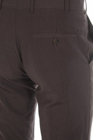 Pantaloni de bărbați Angelo Litrico, Mărime M, Culoare Maro, Preț 23,70 Lei
