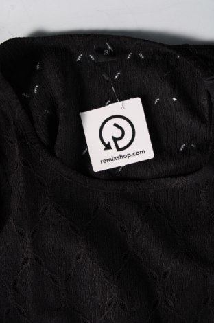 Дамска блуза, Размер S, Цвят Черен, Цена 5,89 лв.