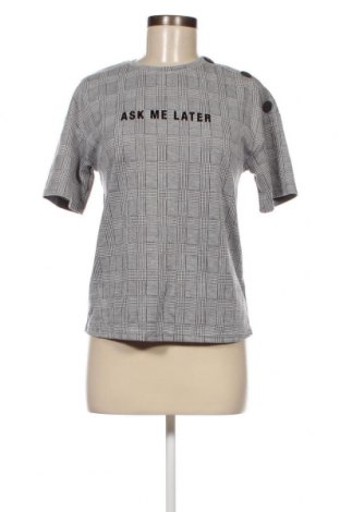 Γυναικεία μπλούζα Bershka, Μέγεθος XS, Χρώμα Πολύχρωμο, Τιμή 3,41 €